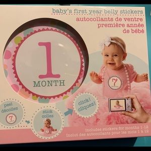 Baby’s first belly stickers